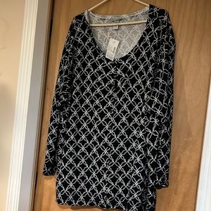 🖤”Final Sale”Nwt Gorgeous Black & white button up lightweight cardigan size 5 X